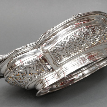 CARDEILHAC - 19th century solid silver fruit basket