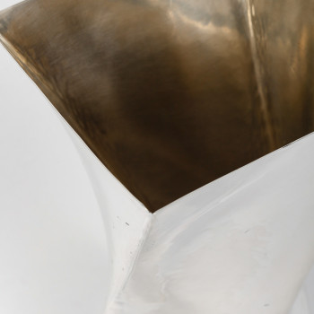 B. ZANOVELLO – Vase en argent massif « Montecarlo » Italie XXe