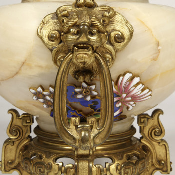 EUGENE CORNU - Paire de vases en onyx d'Algérie et bronze XIXe
