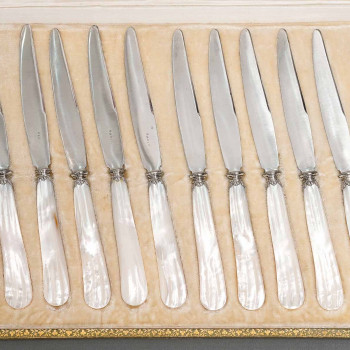 Cutlery service of 36 knives in original box ART DECO