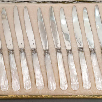 Cutlery service of 36 knives in original box ART DECO