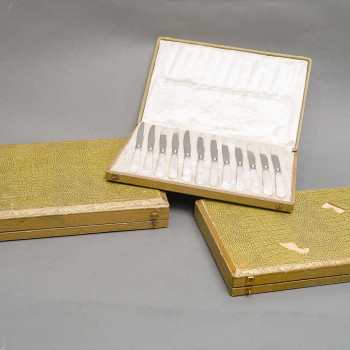 Service de coutellerie de 36 couteaux en coffret d'origine ART DECO