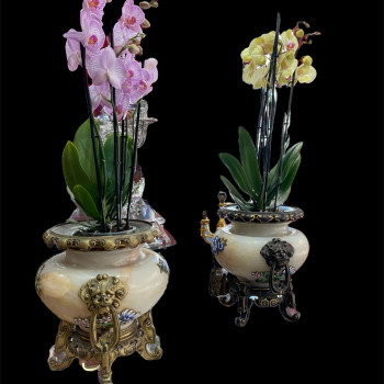 EUGENE CORNU - Paire de vases en onyx d'Algérie et bronze XIXe