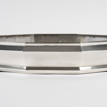 Goldsmith RUYS - Modernist planter in silver with metal interior.