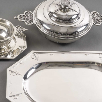 CARDEILHAC - “Renaissance” Mascaron table garnish Late 19th century silver