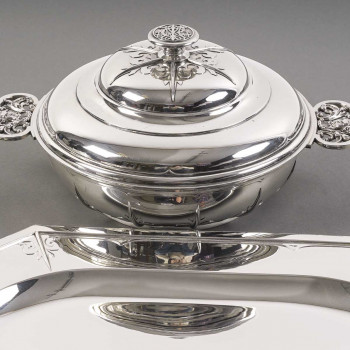 CARDEILHAC - “Renaissance” Mascaron table garnish Late 19th century silver