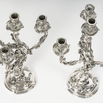 HARLEUX – Paire de candélabres Louis XV – XIXe Epoque NAPOLEON III