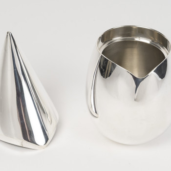 CHRISTOFLE – 21st century modernist solid silver box