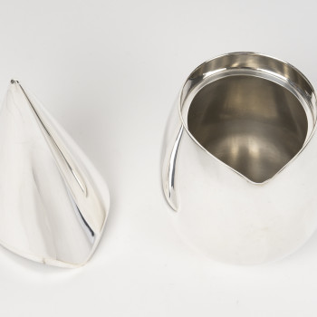 CHRISTOFLE – 21st century modernist solid silver box
