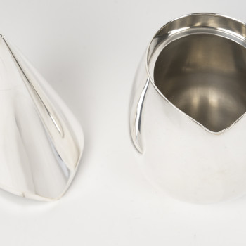 CHRISTOFLE – 21st century modernist solid silver box