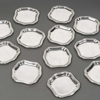 Silversmith Bloch Eschwege - 12 solid silver platters - Louis XV style