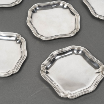 Silversmith Bloch Eschwege - 12 solid silver platters - Louis XV style