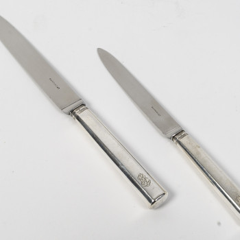 PUIFORCAT – Set of 16 silver ART DECO table knives and 10 dessert knives