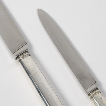 PUIFORCAT – Set of 16 silver ART DECO table knives and 10 dessert knives