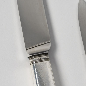 PUIFORCAT – Set of 16 silver ART DECO table knives and 10 dessert knives