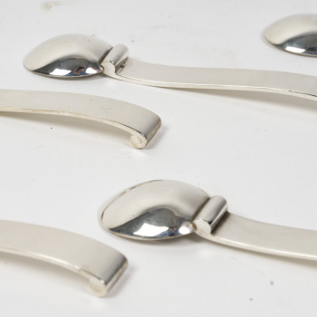 2 cuillers à moka en argent massif d’époque Art Déco