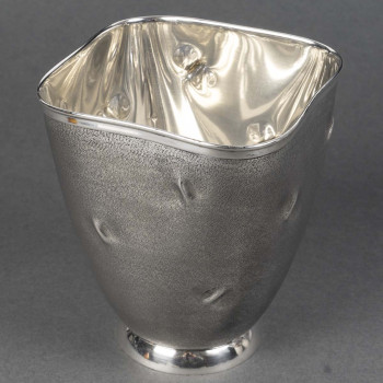 Solid silver vase Italy, Alessandria, CESA SC (hallmark 1 AL) Circa 1970
