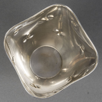 Solid silver vase Italy, Alessandria, CESA SC (hallmark 1 AL) Circa 1970