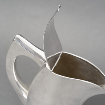 Pierre Cardin – Covered Jug in Solid Silver, Milan – Circa 1970
