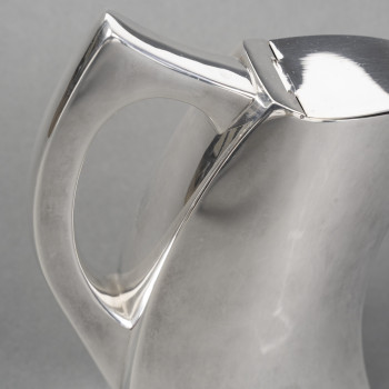 Pierre Cardin – Covered Jug in Solid Silver, Milan – Circa 1970