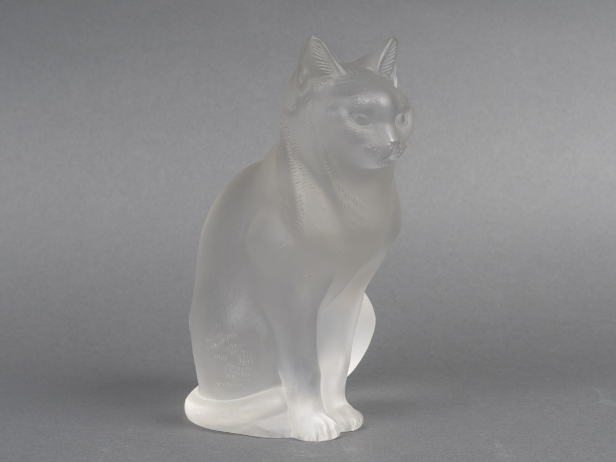 LALIQUE - Chat assis en cristal XXe - signé Lalique France