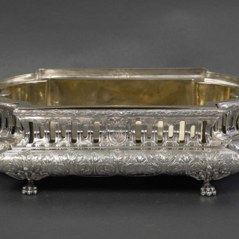 Silversmith of Merit - Rectangular solid silver planter with side handles, 19th  NAPOLEON III