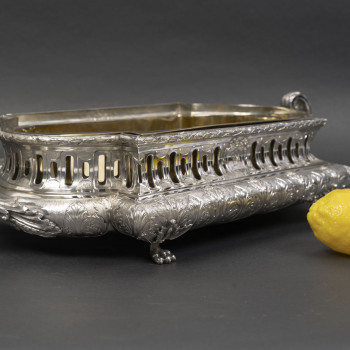 Silversmith of Merit - Rectangular solid silver planter with side handles, 19th  NAPOLEON III