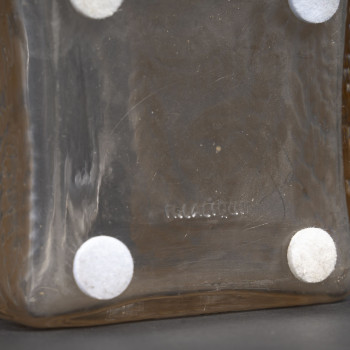 LALIQUE - "Myrrhis" Square Vase, 1926