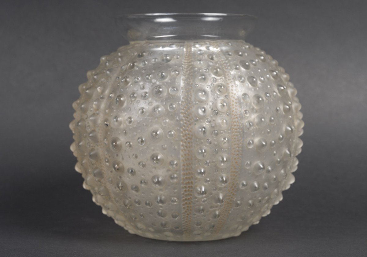 LALIQUE – Vase « Oursins » 1935