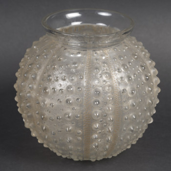 LALIQUE – Vase « Oursins » 1935