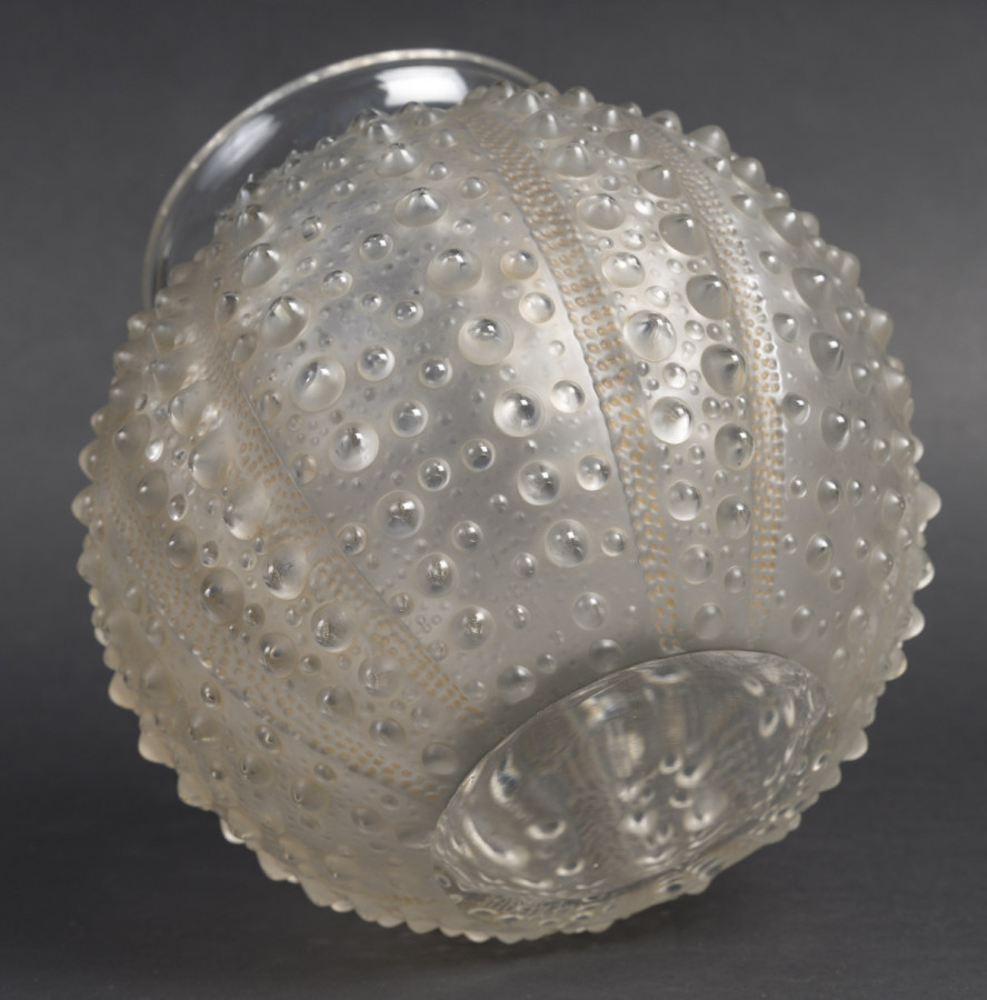LALIQUE – Vase « Oursins » 1935