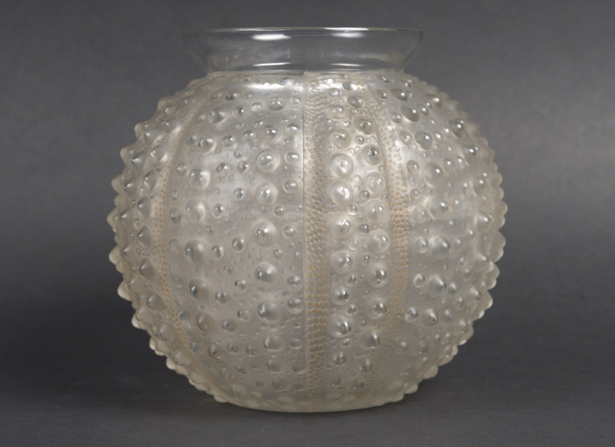 LALIQUE – Vase « Oursins » 1935