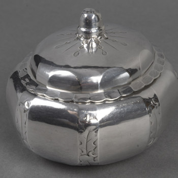 Georges Lecomte, Silversmith - Solid Silver Covered Box, circa 1925