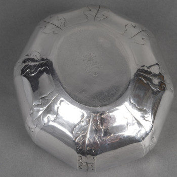 Georges Lecomte, Silversmith - Solid Silver Covered Box, circa 1925