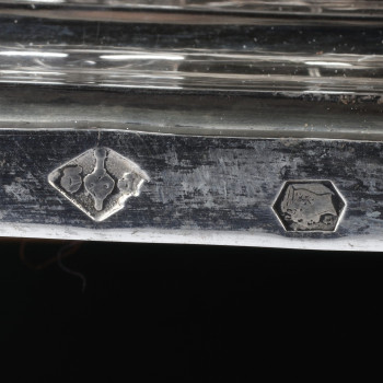 Silversmith QUEILLE - 19th century solid silver centerpiece with a three-part grid pattern