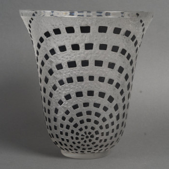 René Lalique (1860 – 1945) – Vase « Damiers » créer en 1935