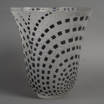 René Lalique (1860 – 1945) – Vase « Damiers » créer en 1935