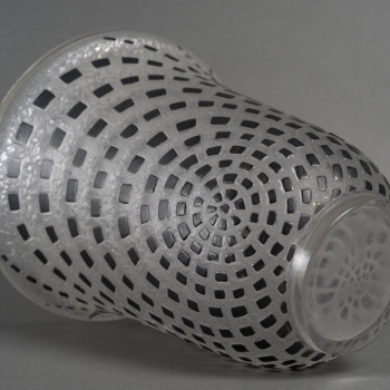 René Lalique (1860 – 1945) – Vase « Damiers » créer en 1935