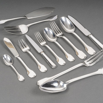JEAN TETARD  SOLID SILVER FLATWARE SET - 100 PIECES  Circa 1930
